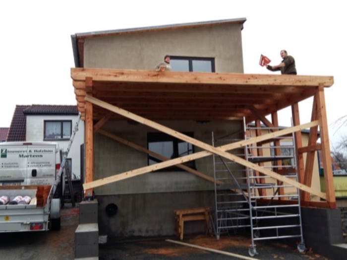 Carport mit Terrasse in Stralsund